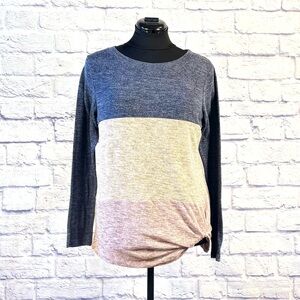 Size S Sheila Rose Gray and Pink Lightweight Colorblock Sweater